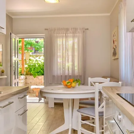 Enna Apartment Mali Losinj