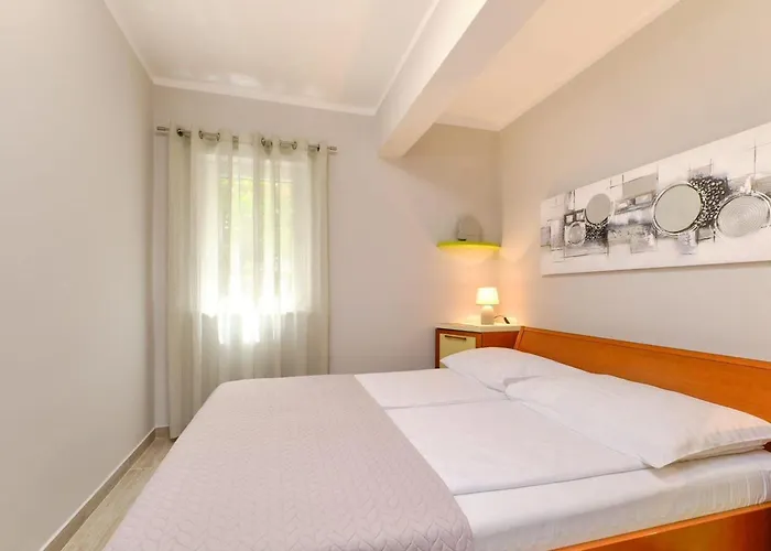 Enna Apartman *